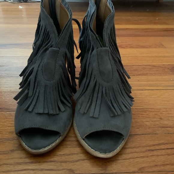 Blue Fringe Block Heels - Picture 2 of 4